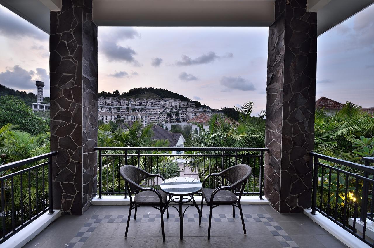 Vila Hilltop